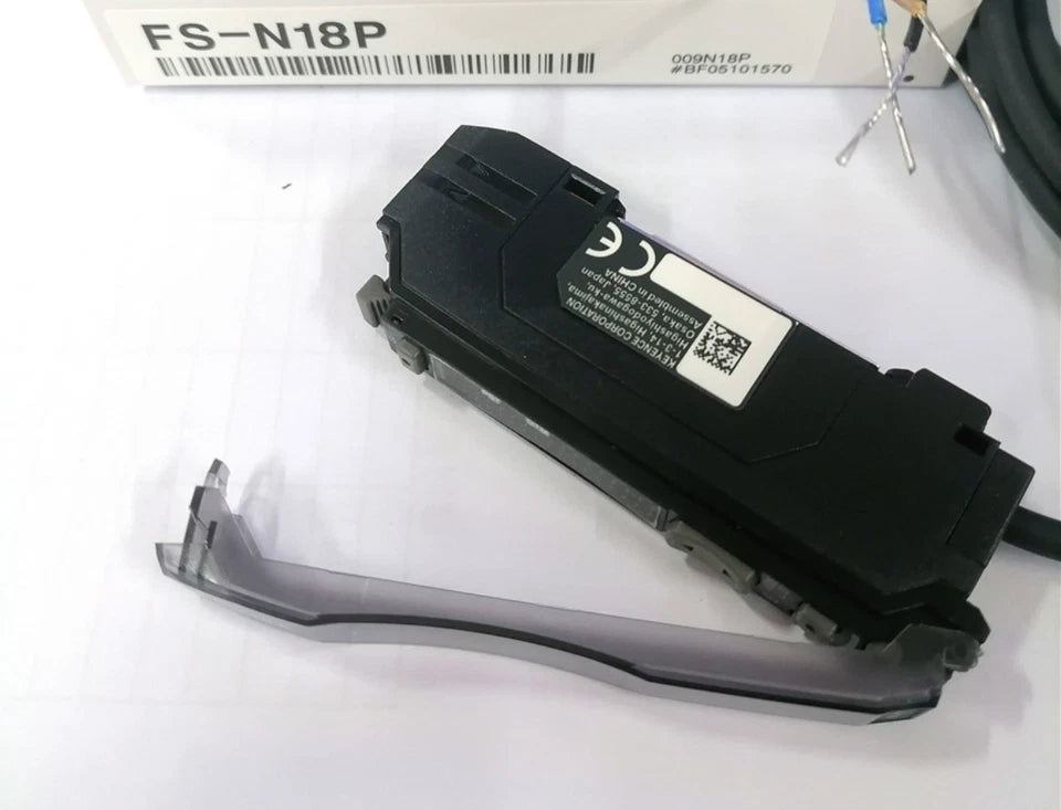 KEYENCE FS-N18P Optic Fiber Sensor in Pakistan