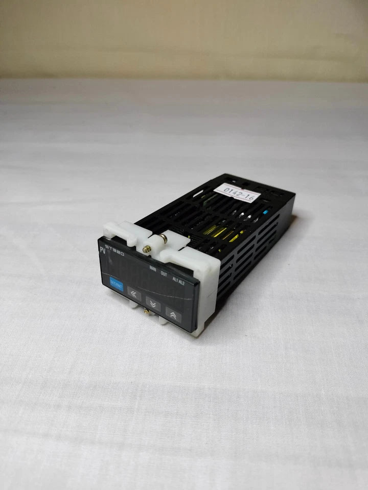 SamwonTech ST320-S0 PV Temperature Controller in Pakistan