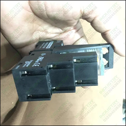 Schneider Electric RXZE2S108M Relay socket in Pakistan - industryparts.pk