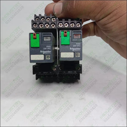 Schneider RXM4AB2 Miniature Relay with Telemecanique RXZE2M114M socket in Pakistan