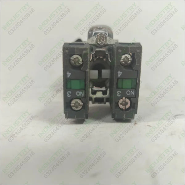 Schneider ZBE-101 Selector Switch in Pakistan