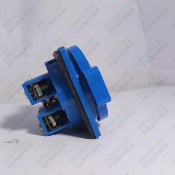 Single-phase 16A 200V-250V Industrial Socket - industryparts.pk