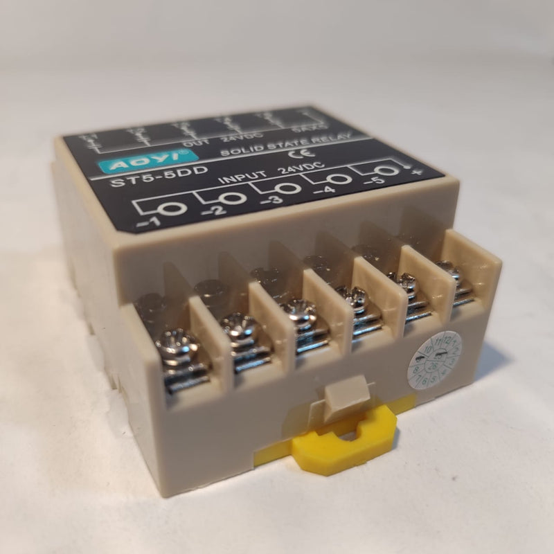  ST5‑5DD 24V DC input terminals with common positive bus