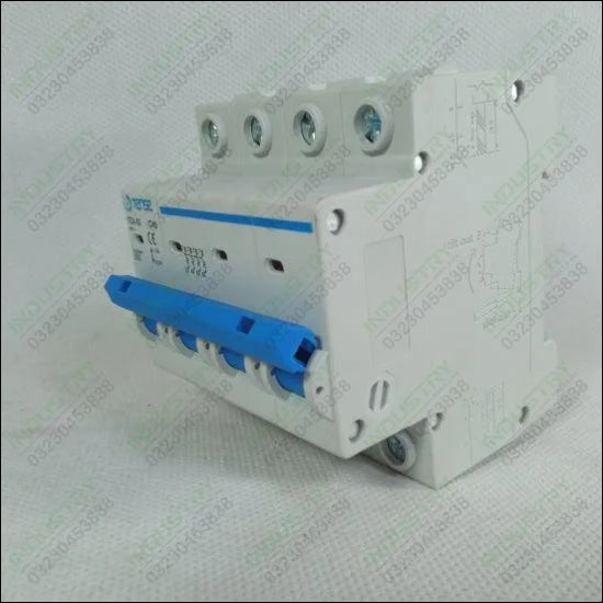 Tense Electrical 4 Pole AC Circuit Breaker in Pakistan - industryparts.pk