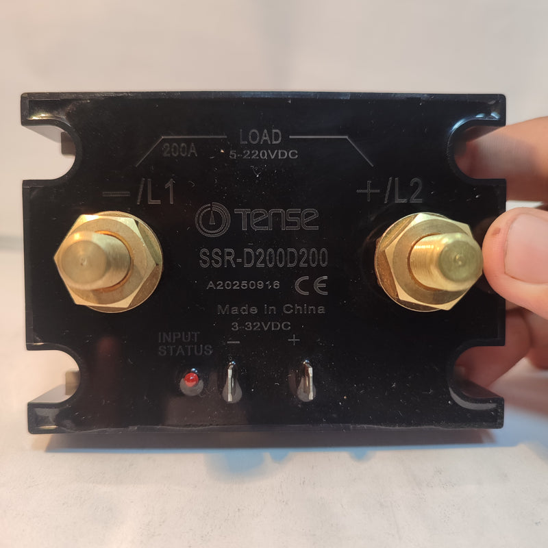 SSR‑D200D200 with heat sink for high current DC switching