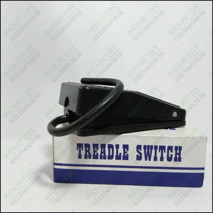 TFS-01 FS-1 Black Plastic Footswitch Quality Assurance in Pakistan - industryparts.pk