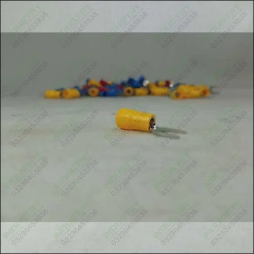 U Type Insulated Thimble Cable Lug Plastic 100 Pcs in Pakistan - industryparts.pk