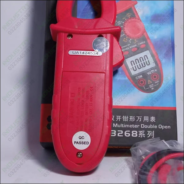 Uyigao UA3268D Small Digital Solar Clamp Meter with Backlight Temperature in Pakistan - industryparts.pk