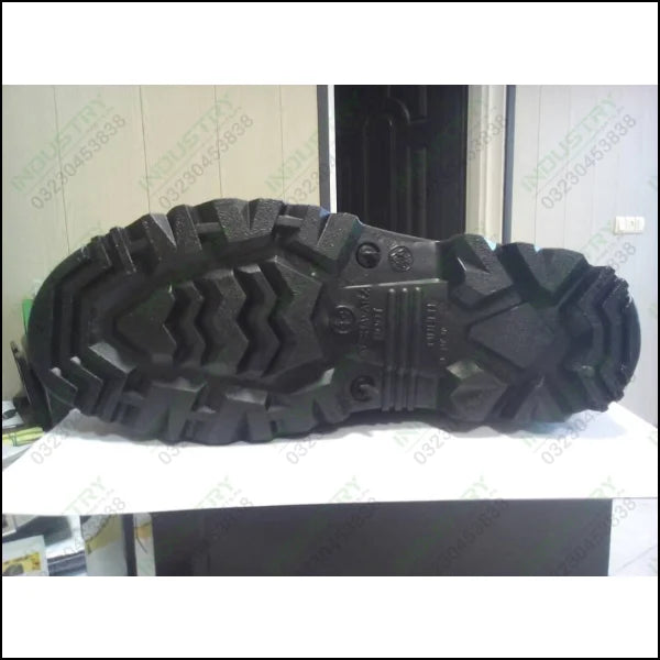 Water Proof Shoes in Pakistan - industryparts.pk