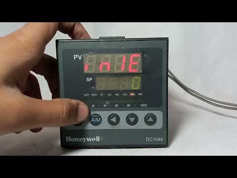 Honeywell DC1040 PID Controller Temperature Controller Lotted in Pakistan